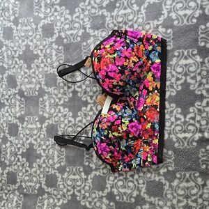 VICTORIA'S SECRET Brand Floral Pattern Boustier Style Bra -- BRAND NEW!!